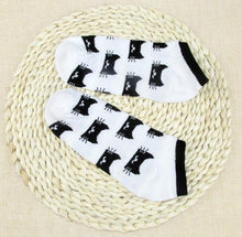 Load image into Gallery viewer, Low Ankle Cat Socks