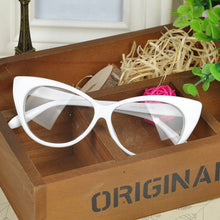 Load image into Gallery viewer, Elegant Cat Eye Frames
