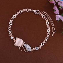 Load image into Gallery viewer, Elegant Crystal Cat Pendant Bracelet